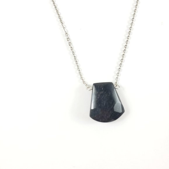 Black Onyx Facted Pendant 20" Necklace - Picture 2 of 5